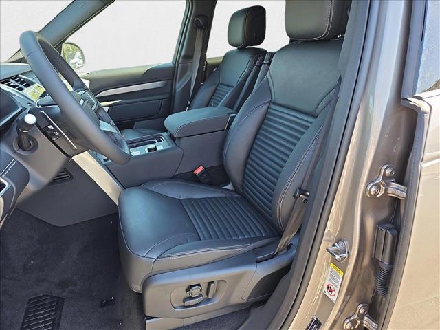 new 2025 Land Rover Discovery car, priced at $78,568