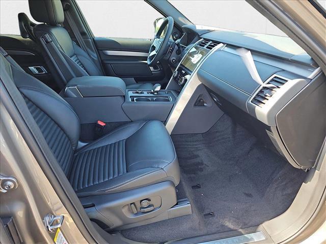 new 2025 Land Rover Discovery car, priced at $78,568