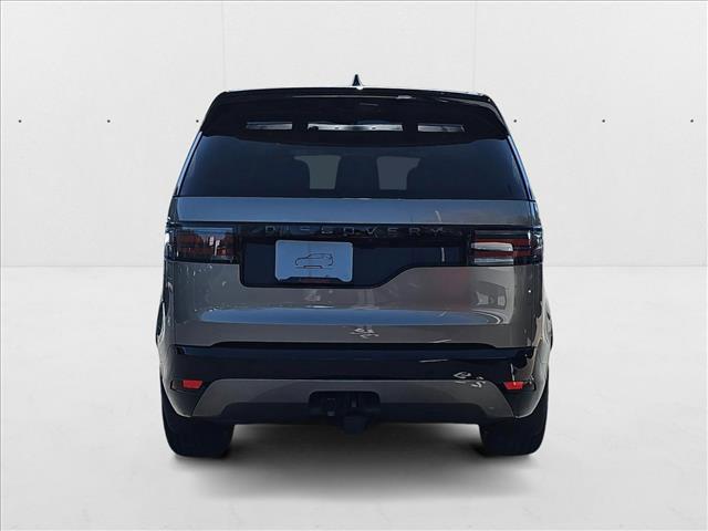 new 2025 Land Rover Discovery car, priced at $78,568