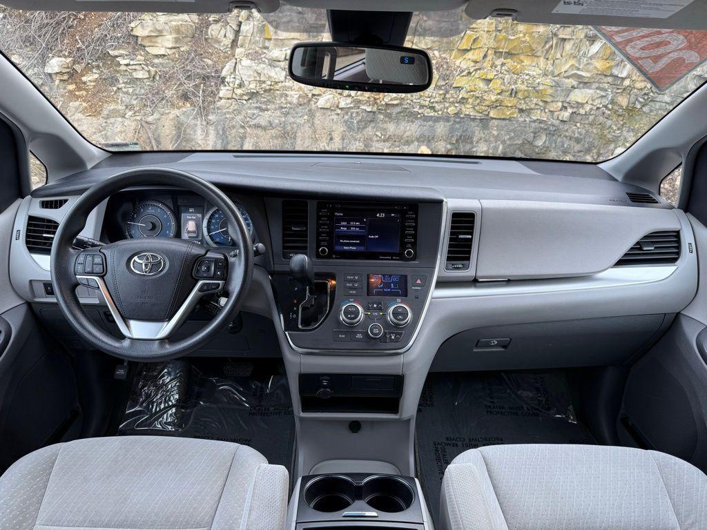 used 2018 Toyota Sienna car, priced at $11,995