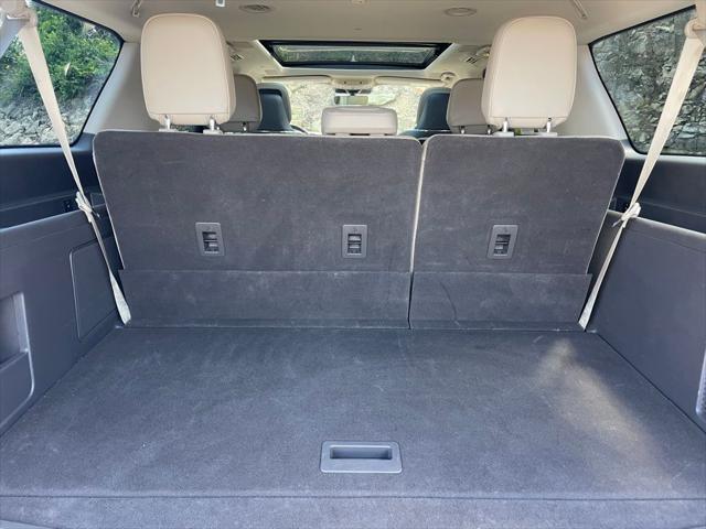 used 2024 Lincoln Navigator car, priced at $79,648