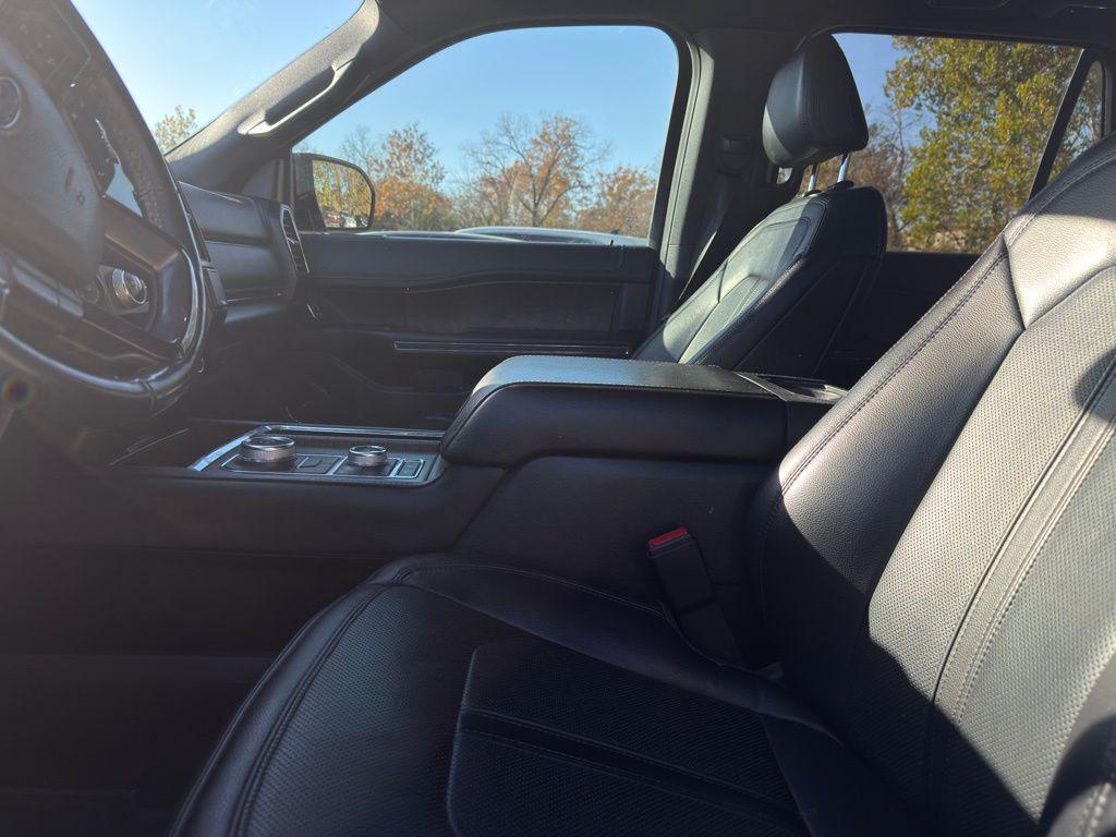 used 2021 Ford Expedition Max car, priced at $28,495
