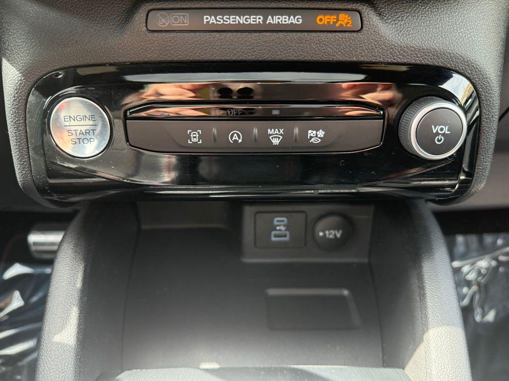 used 2023 Ford Escape car, priced at $25,687