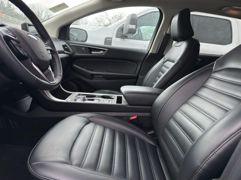 used 2024 Ford Edge car, priced at $27,995