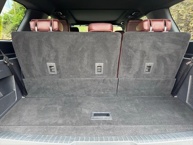 used 2024 Ford Expedition car, priced at $55,328