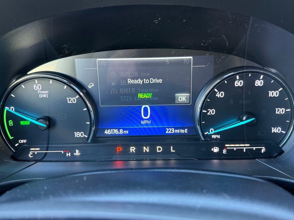 used 2022 Ford Escape car, priced at $21,900