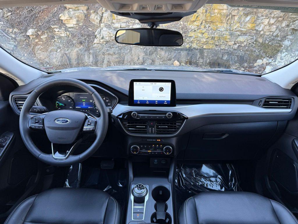 used 2022 Ford Escape car, priced at $21,900