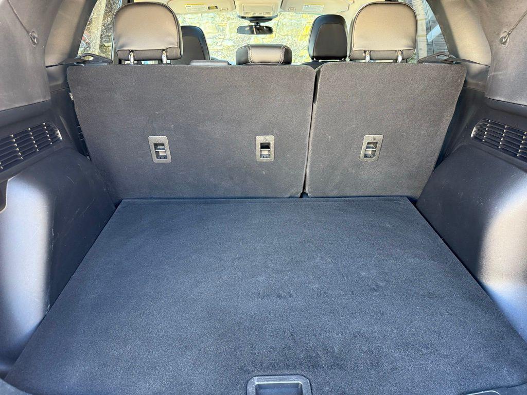 used 2022 Ford Escape car, priced at $21,900