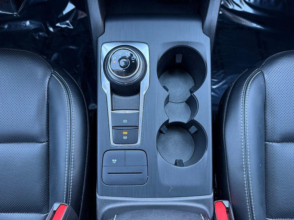 used 2022 Ford Escape car, priced at $21,900