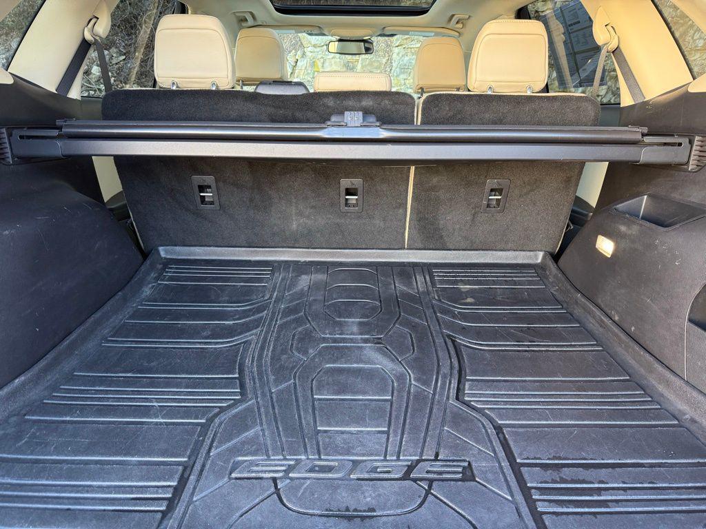 used 2023 Ford Edge car, priced at $25,900