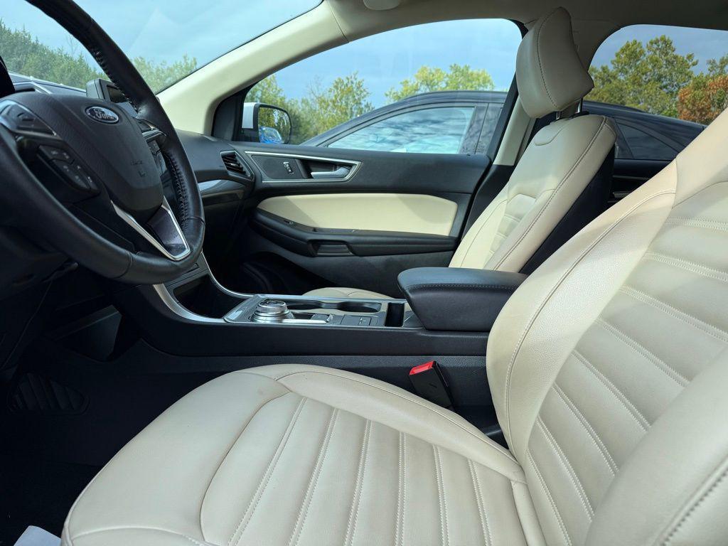 used 2023 Ford Edge car, priced at $26,895