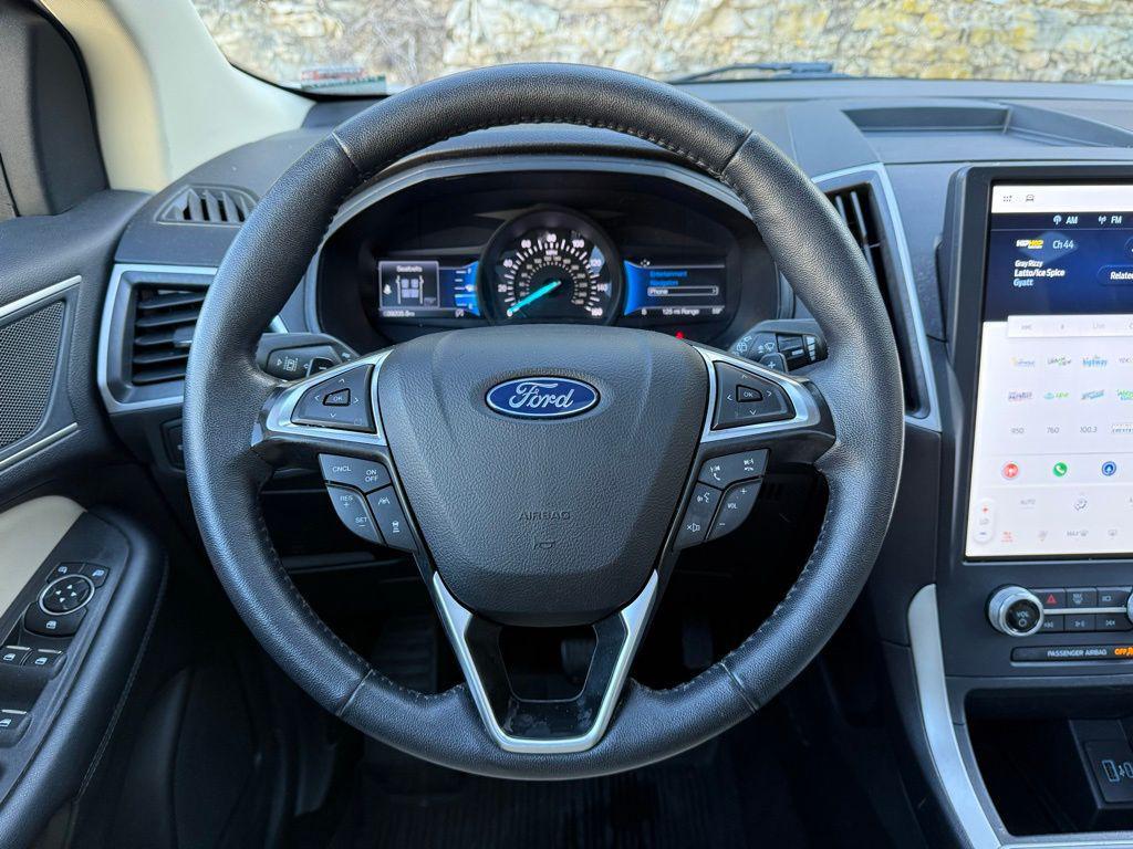 used 2023 Ford Edge car, priced at $25,900