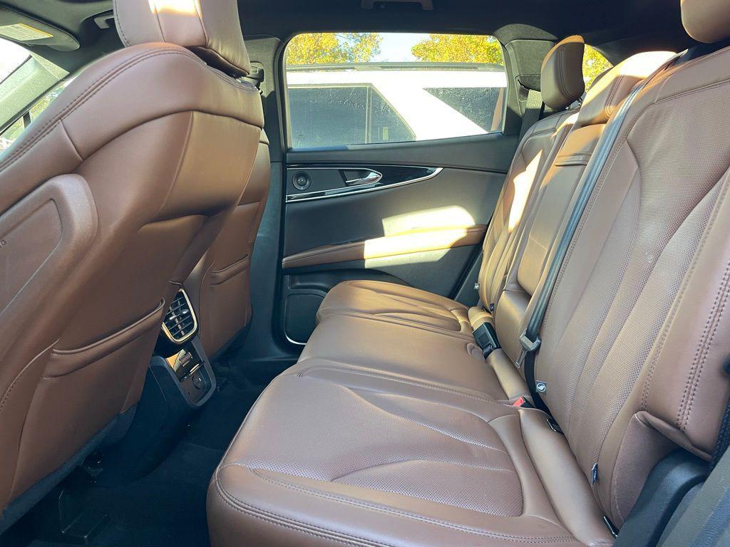 used 2022 Lincoln Nautilus car, priced at $33,995