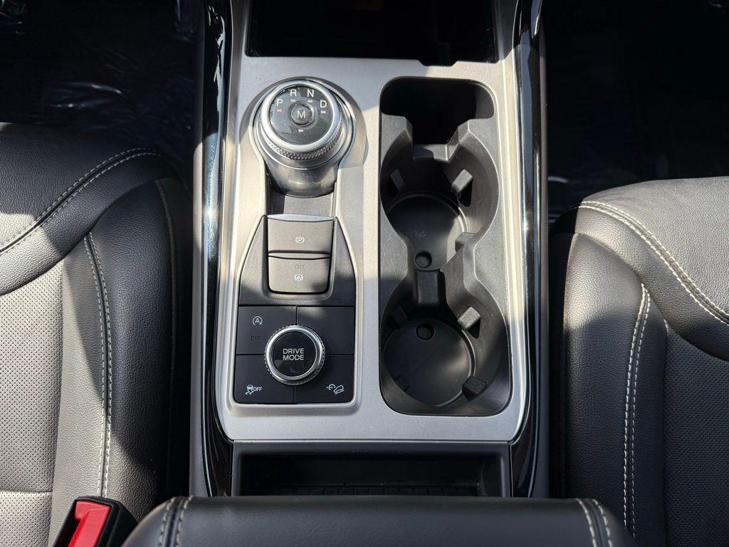 used 2024 Ford Explorer car, priced at $44,227