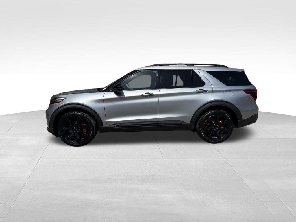 used 2024 Ford Explorer car, priced at $44,227