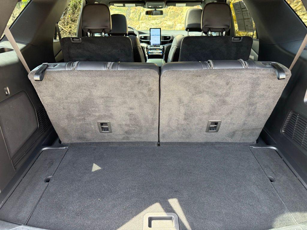 used 2024 Ford Explorer car, priced at $44,227