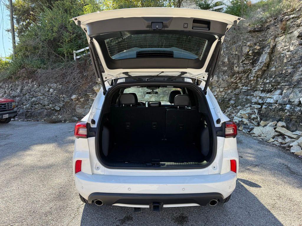 used 2023 Ford Escape car, priced at $26,499