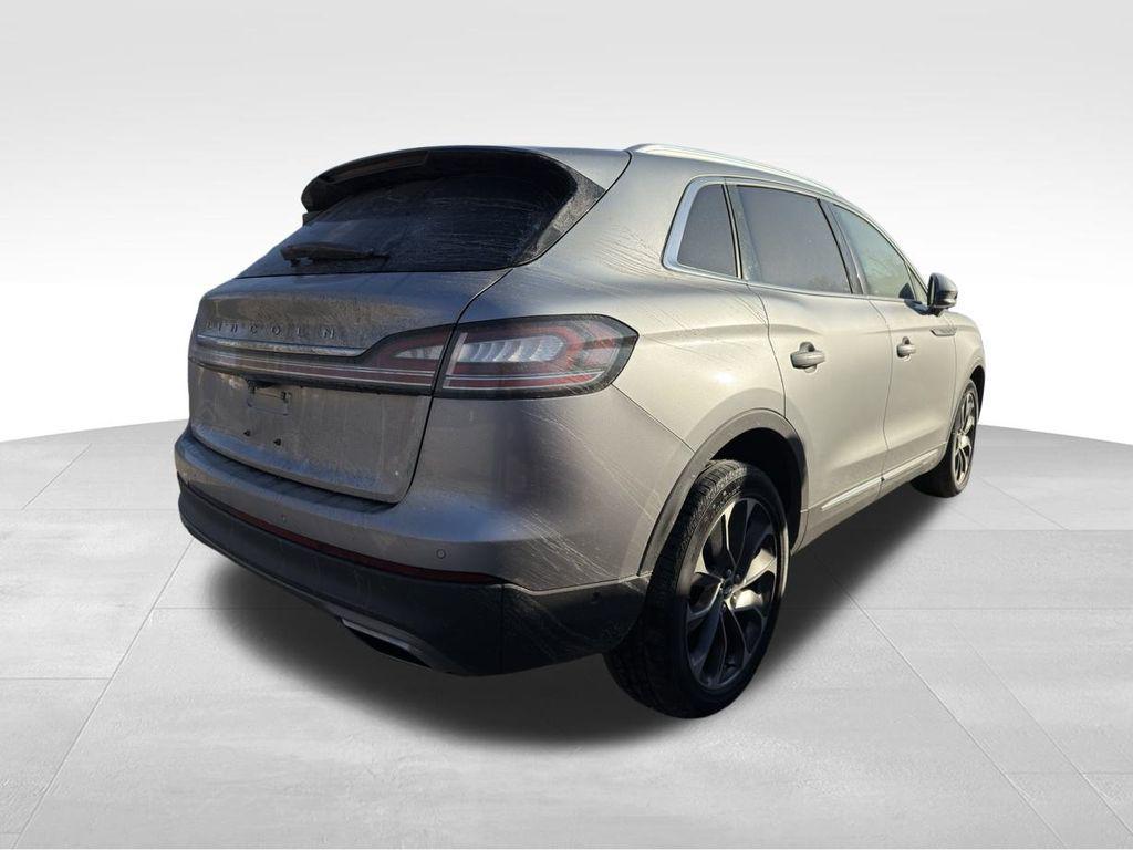 used 2022 Lincoln Nautilus car, priced at $33,495