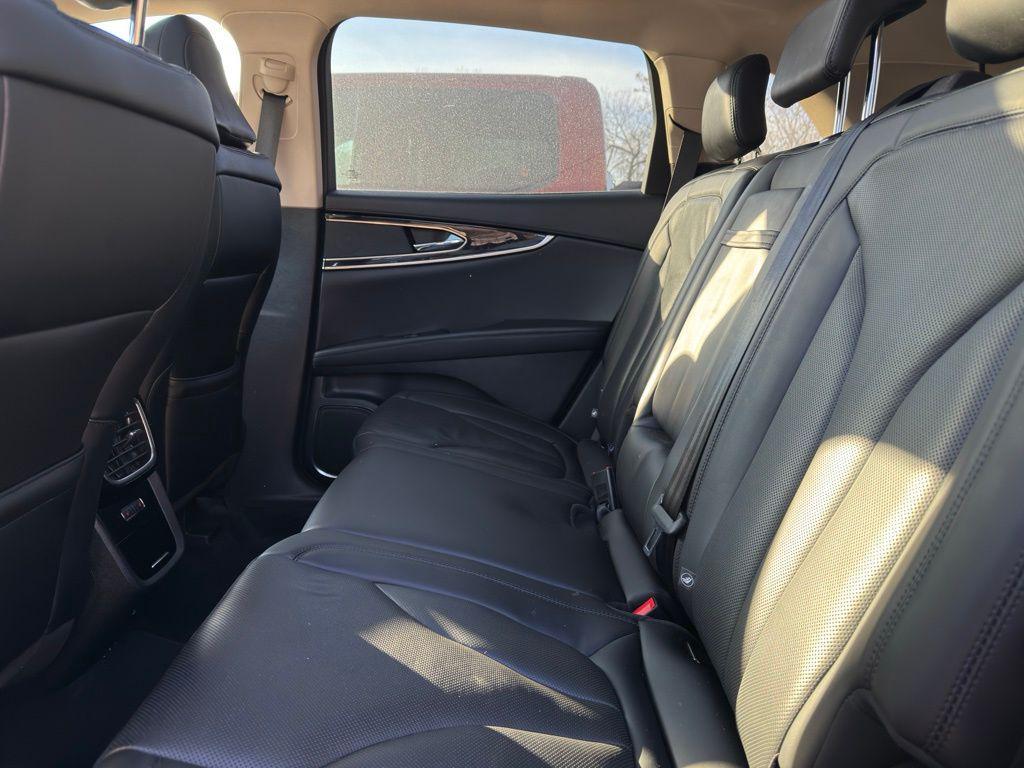 used 2022 Lincoln Nautilus car, priced at $33,495