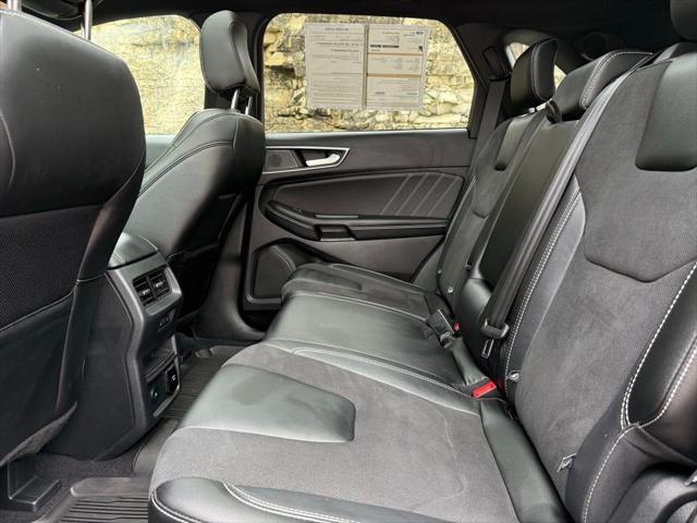 used 2024 Ford Edge car, priced at $35,428
