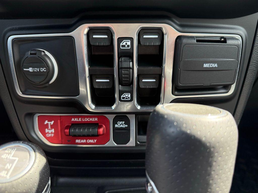 used 2022 Jeep Gladiator car, priced at $36,991