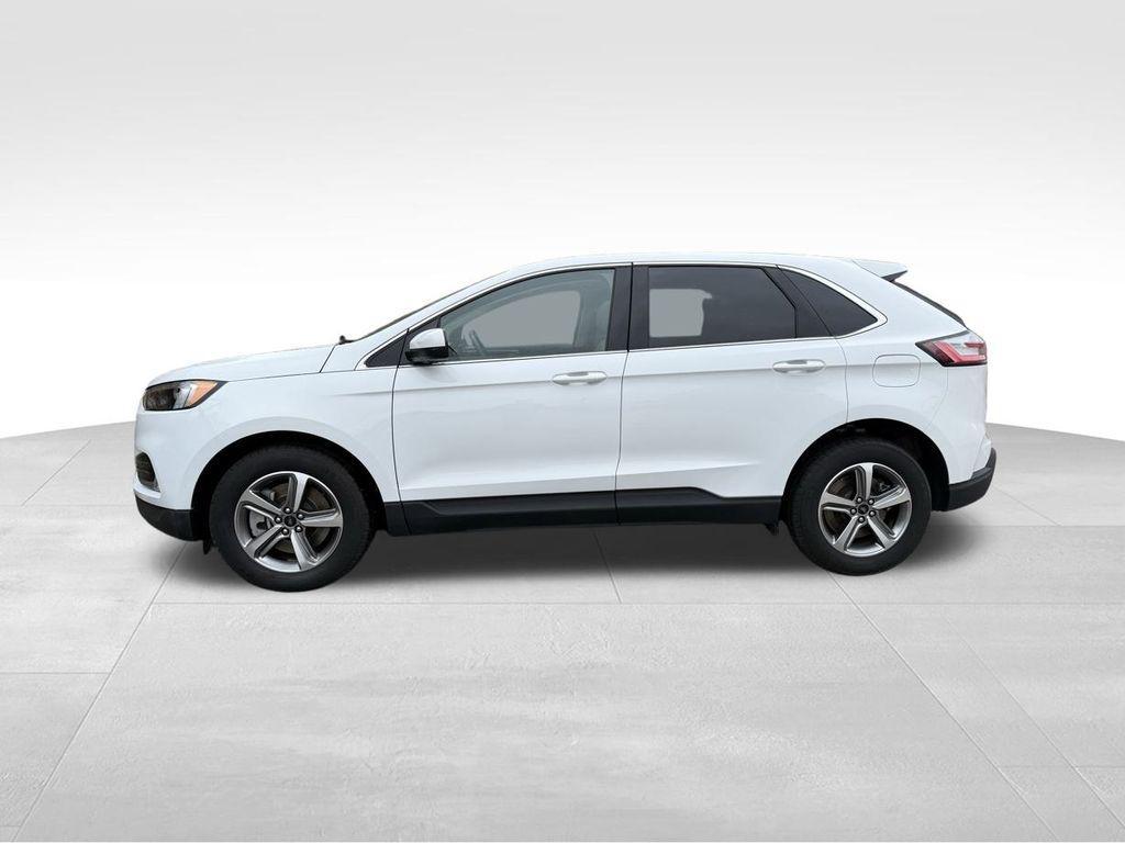 used 2024 Ford Edge car, priced at $27,593