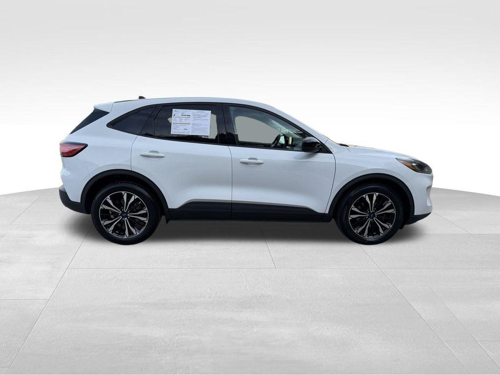 used 2022 Ford Escape car, priced at $20,984