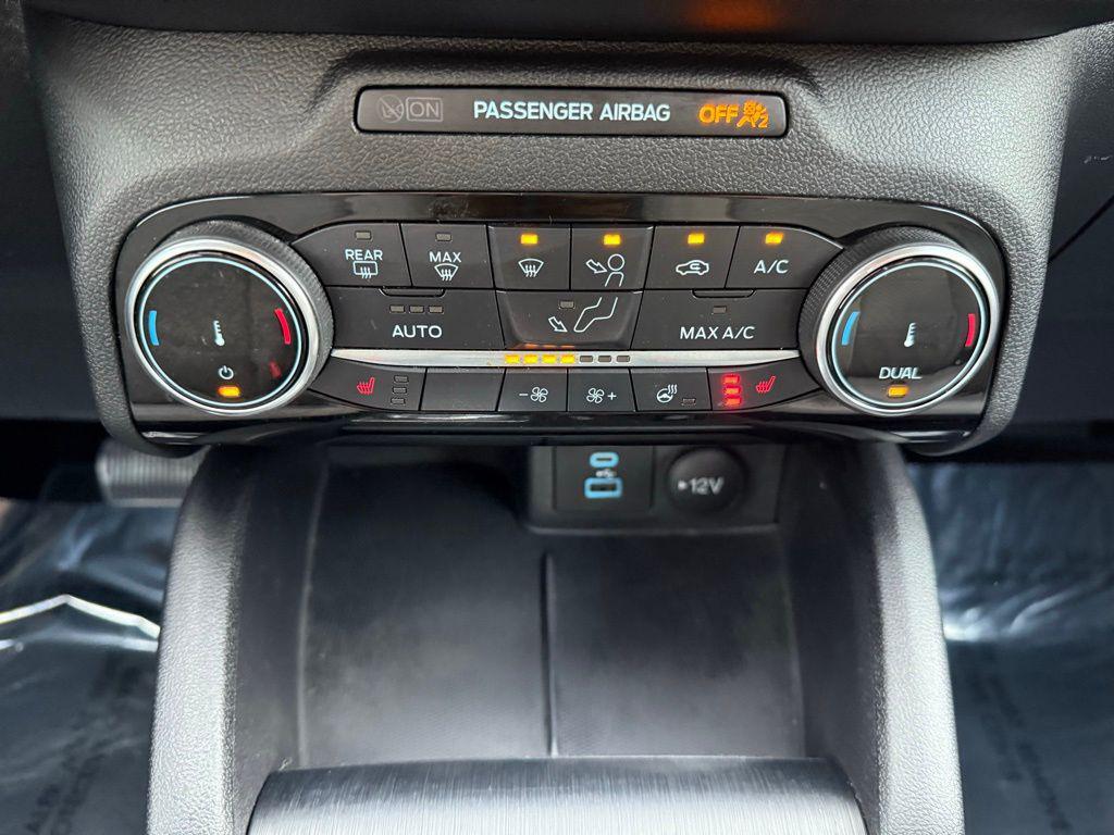 used 2022 Ford Escape car, priced at $20,984