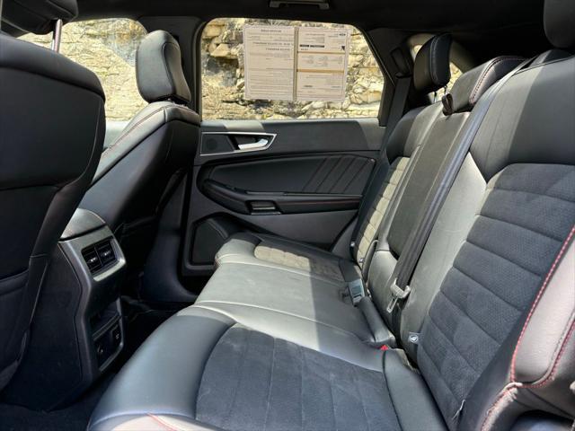 used 2024 Ford Edge car, priced at $29,998
