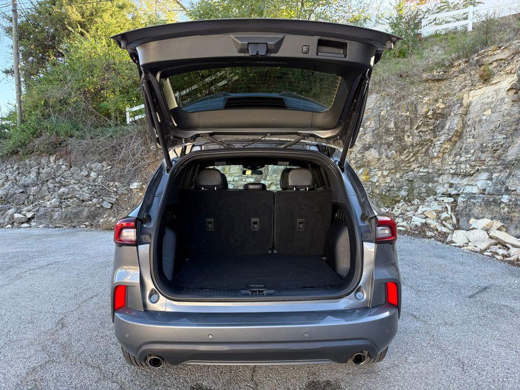 used 2023 Ford Escape car, priced at $24,750