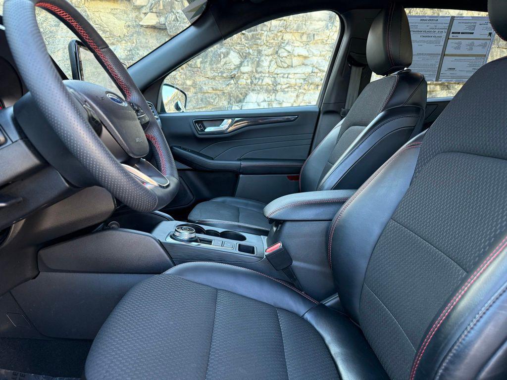 used 2023 Ford Escape car, priced at $24,750