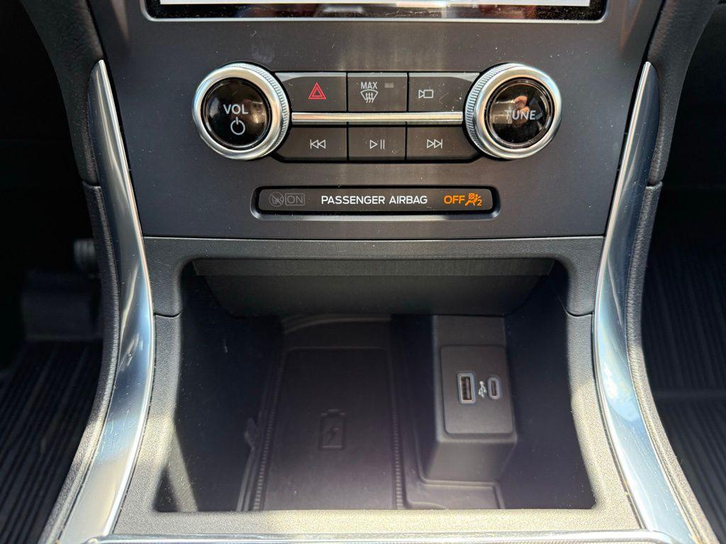 used 2023 Ford Edge car, priced at $30,398