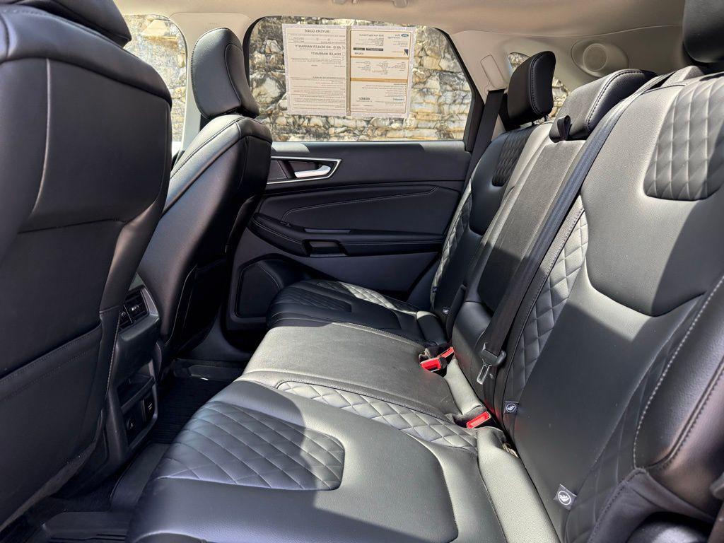 used 2023 Ford Edge car, priced at $30,398