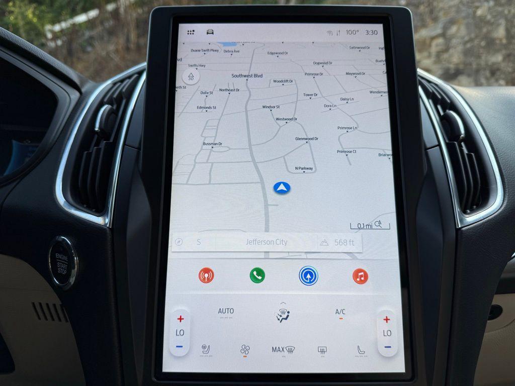 used 2024 Ford Edge car, priced at $29,500