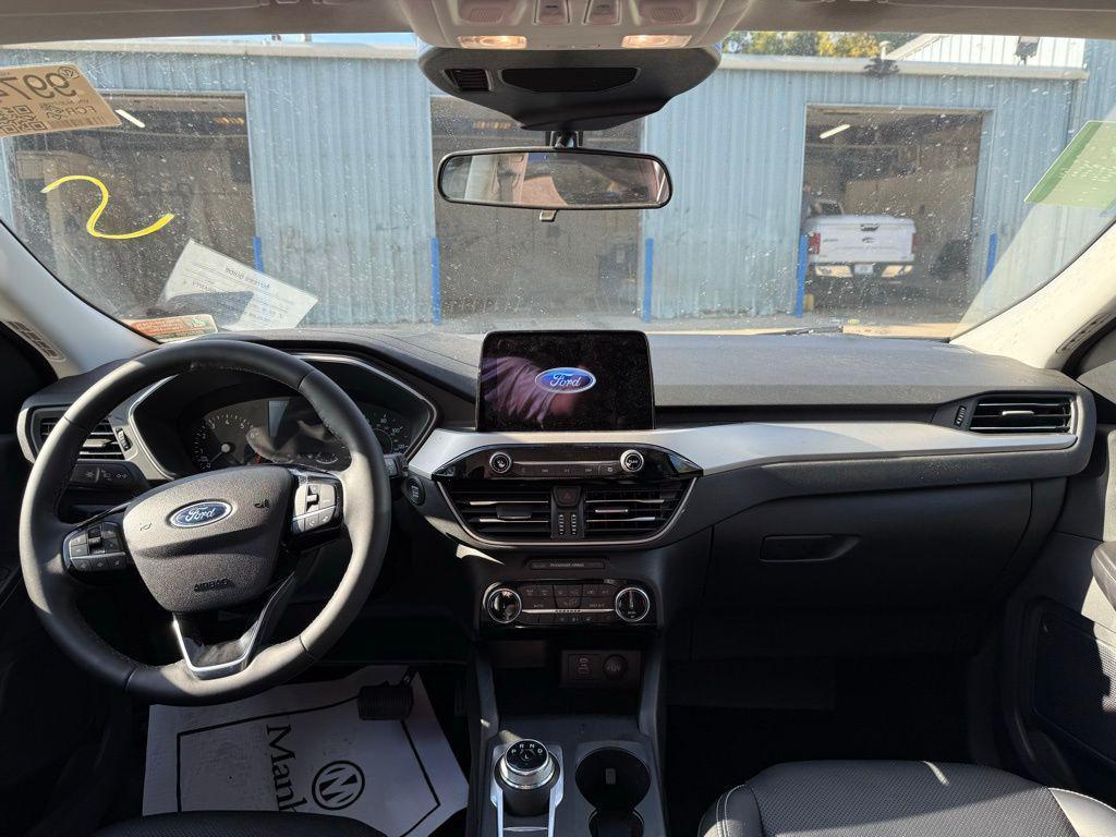 used 2022 Ford Escape car, priced at $25,998