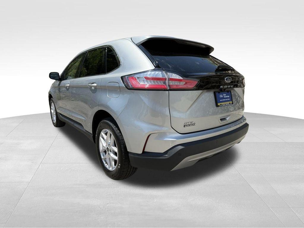 used 2024 Ford Edge car, priced at $26,910