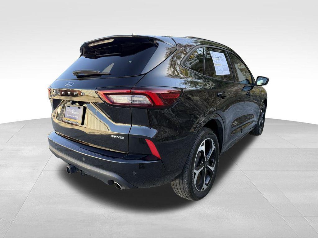 used 2023 Ford Escape car, priced at $26,400