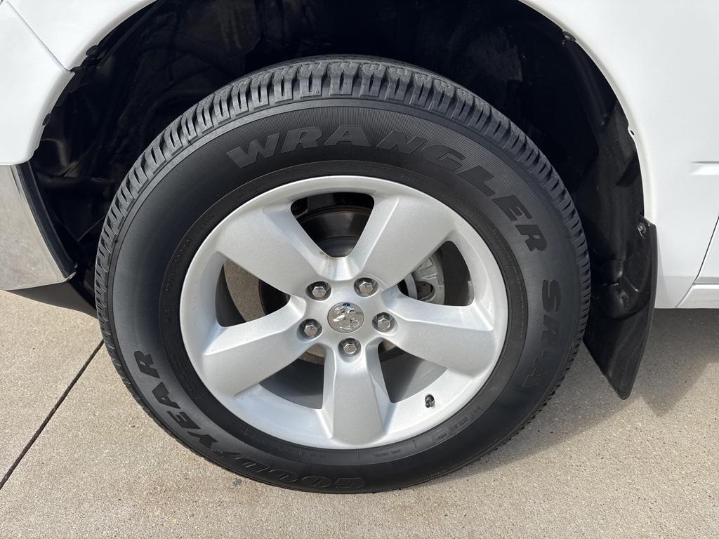 used 2024 Ram 1500 car, priced at $30,381