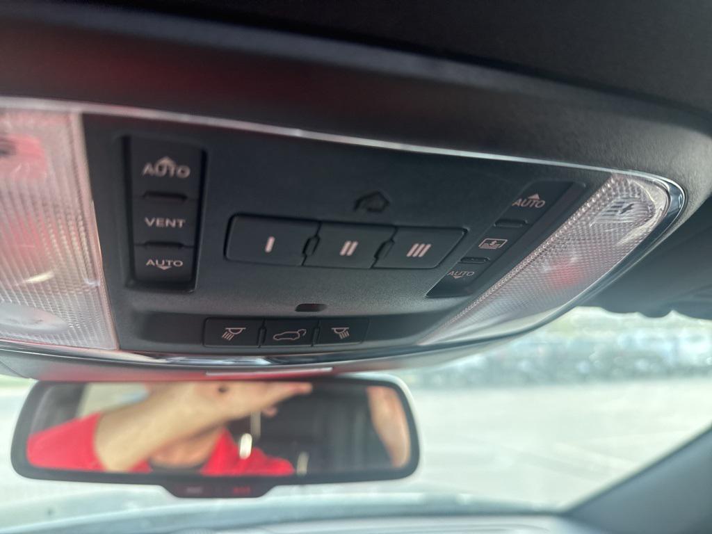 used 2015 Jeep Grand Cherokee car, priced at $12,851