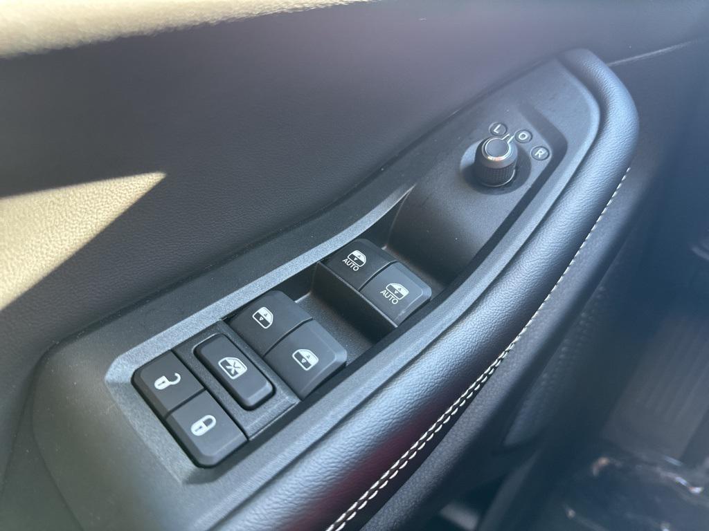 used 2024 Jeep Grand Cherokee car, priced at $31,672