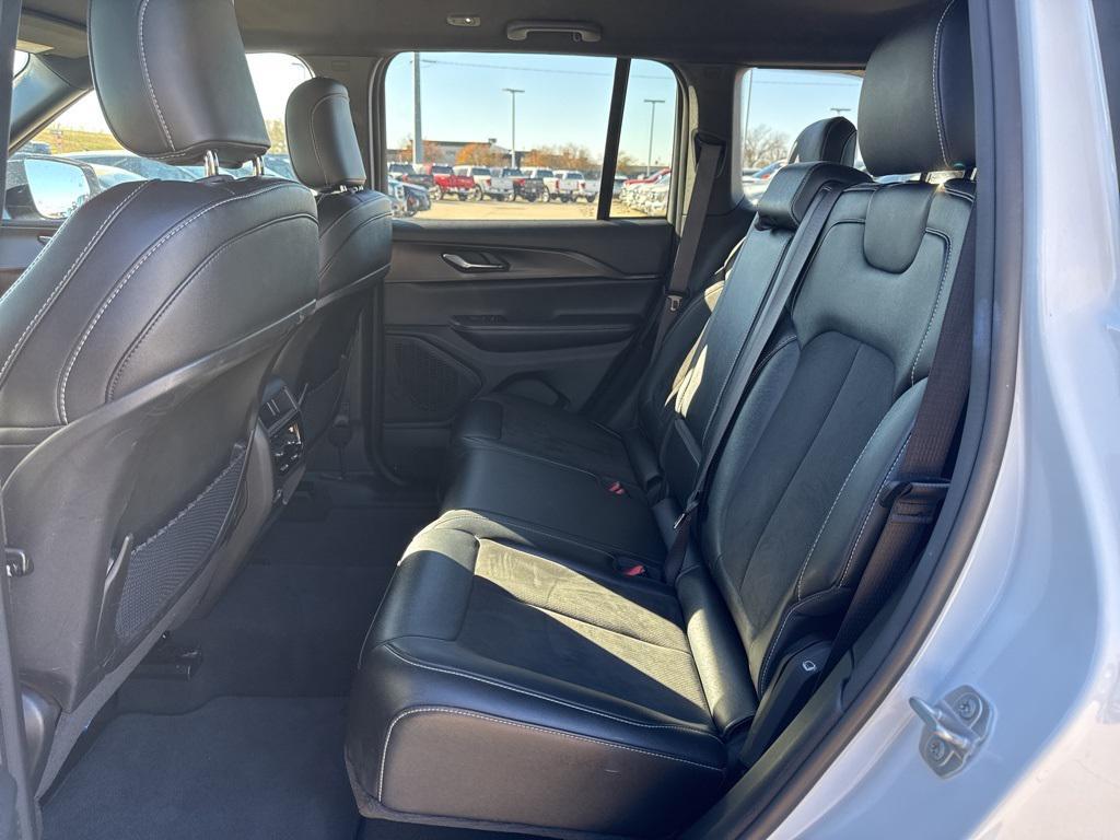 used 2024 Jeep Grand Cherokee car, priced at $31,672