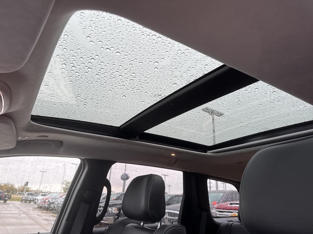 used 2019 Jeep Grand Cherokee car, priced at $27,750