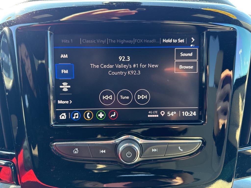 used 2023 Chevrolet Traverse car, priced at $28,959