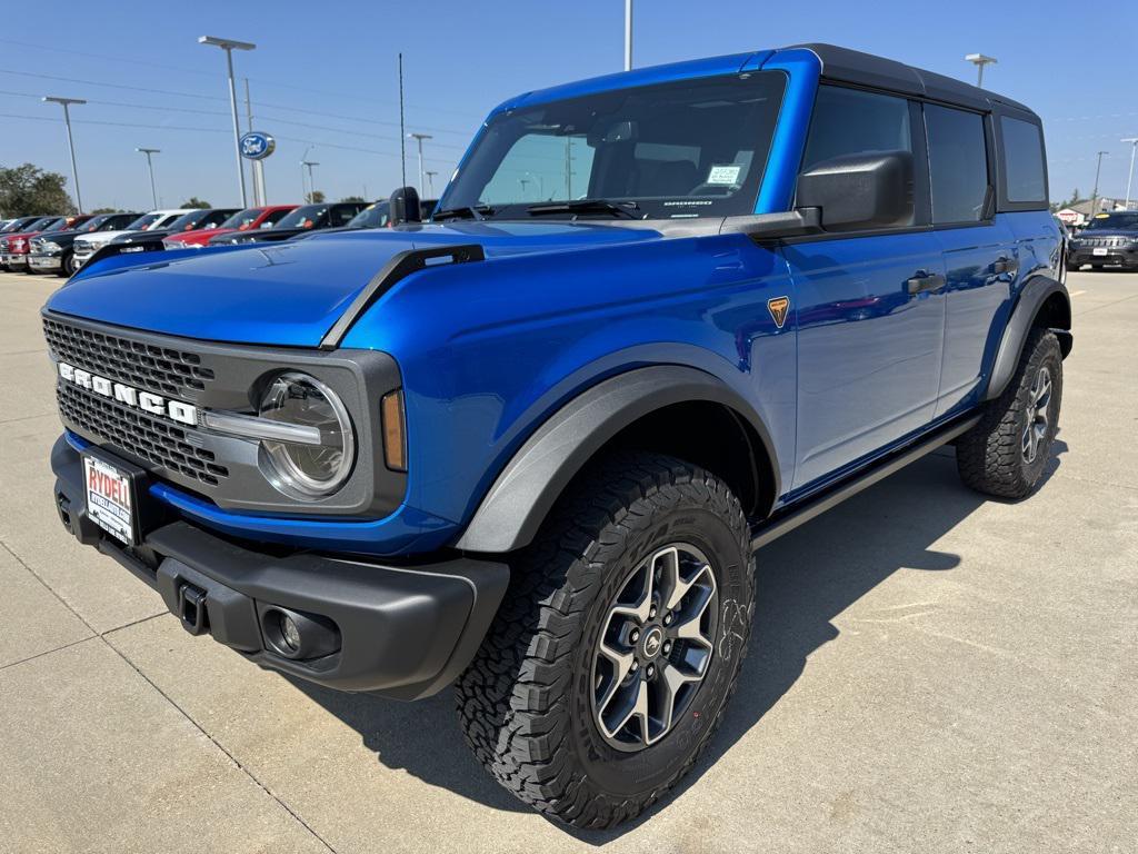 new 2025 Ford Bronco car, priced at $59,925