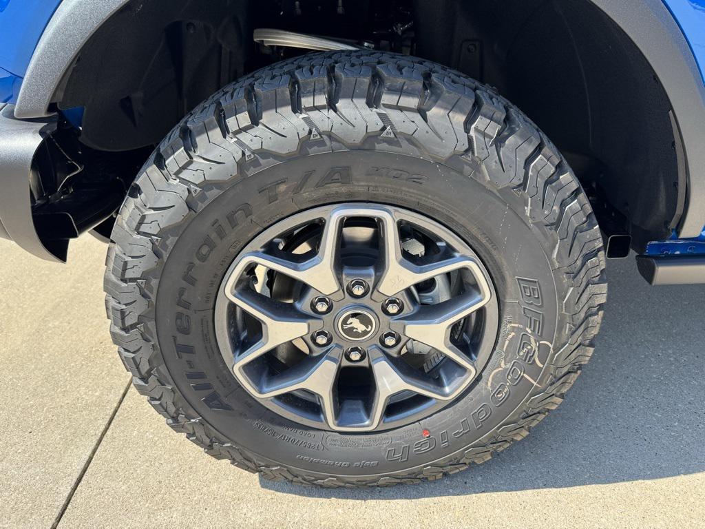 new 2025 Ford Bronco car, priced at $59,925