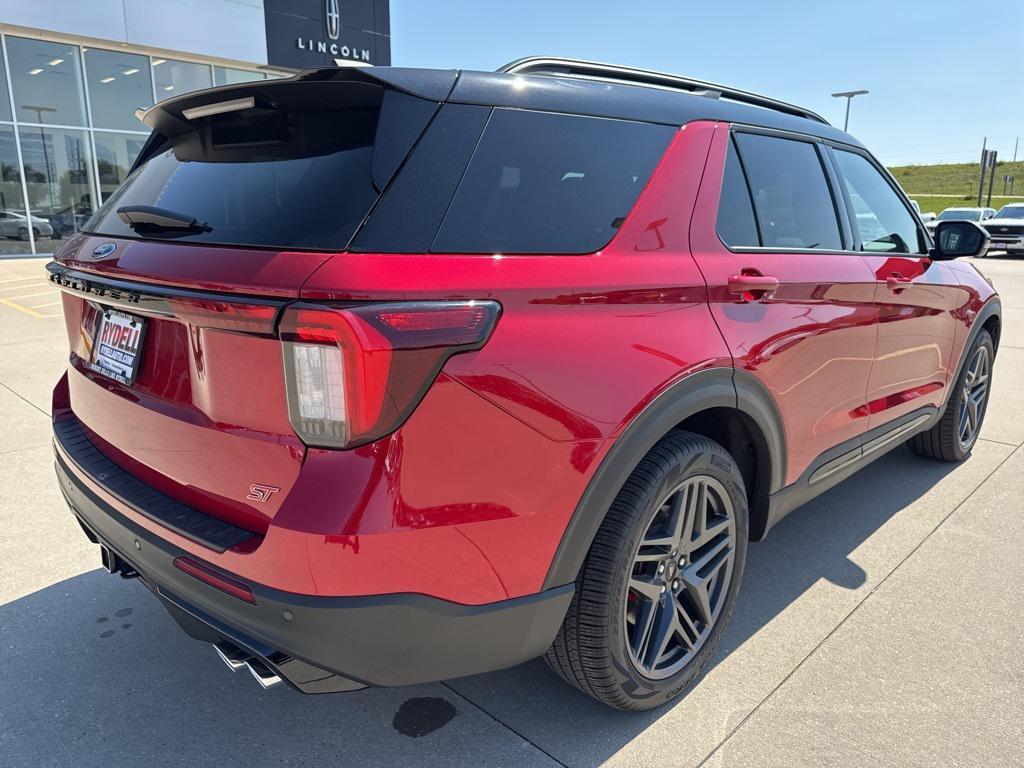new 2025 Ford Explorer car, priced at $65,086