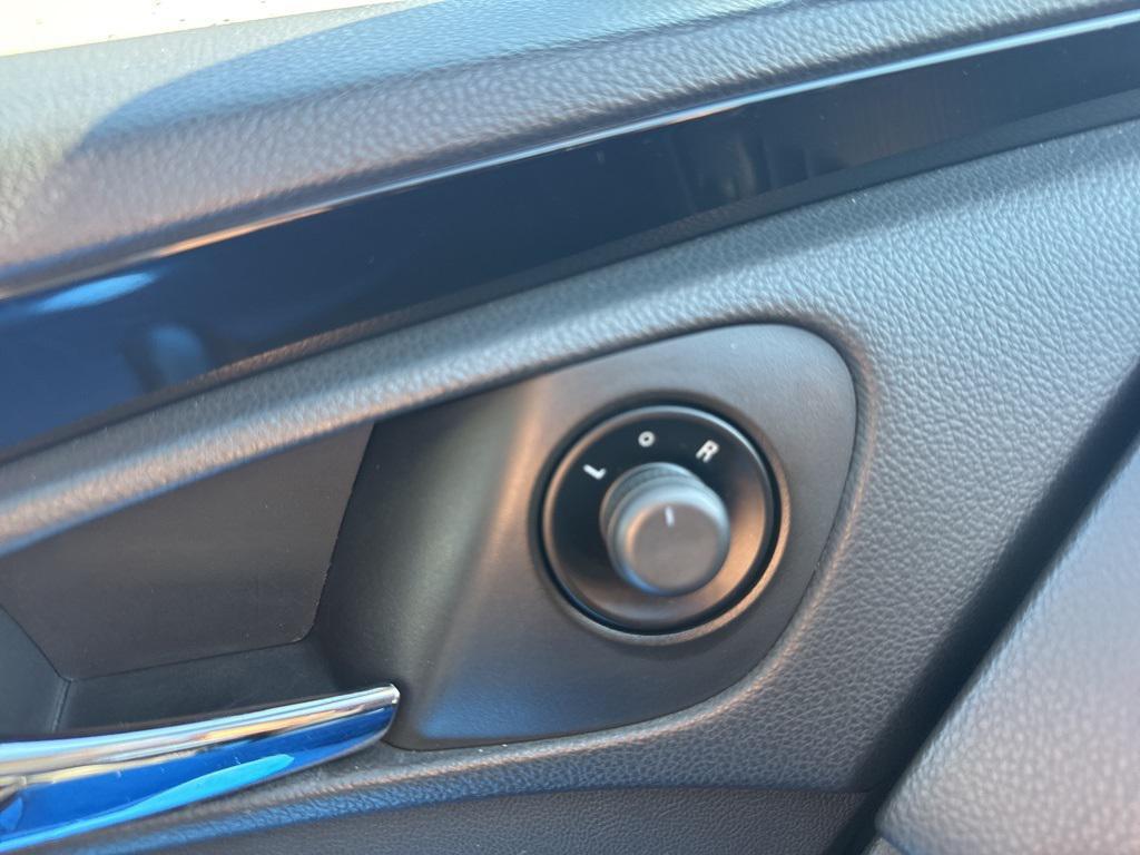 used 2011 Buick Regal car, priced at $4,999