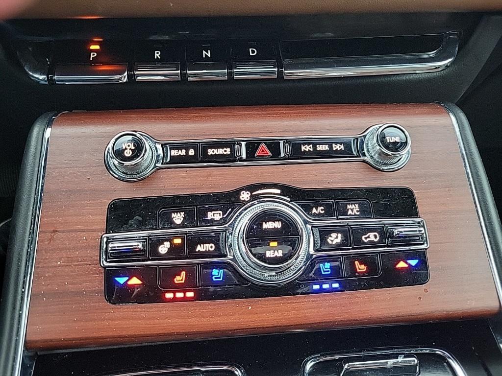 used 2023 Lincoln Aviator car, priced at $49,460