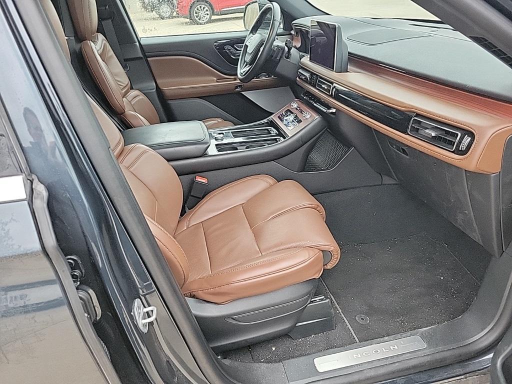 used 2023 Lincoln Aviator car, priced at $49,460