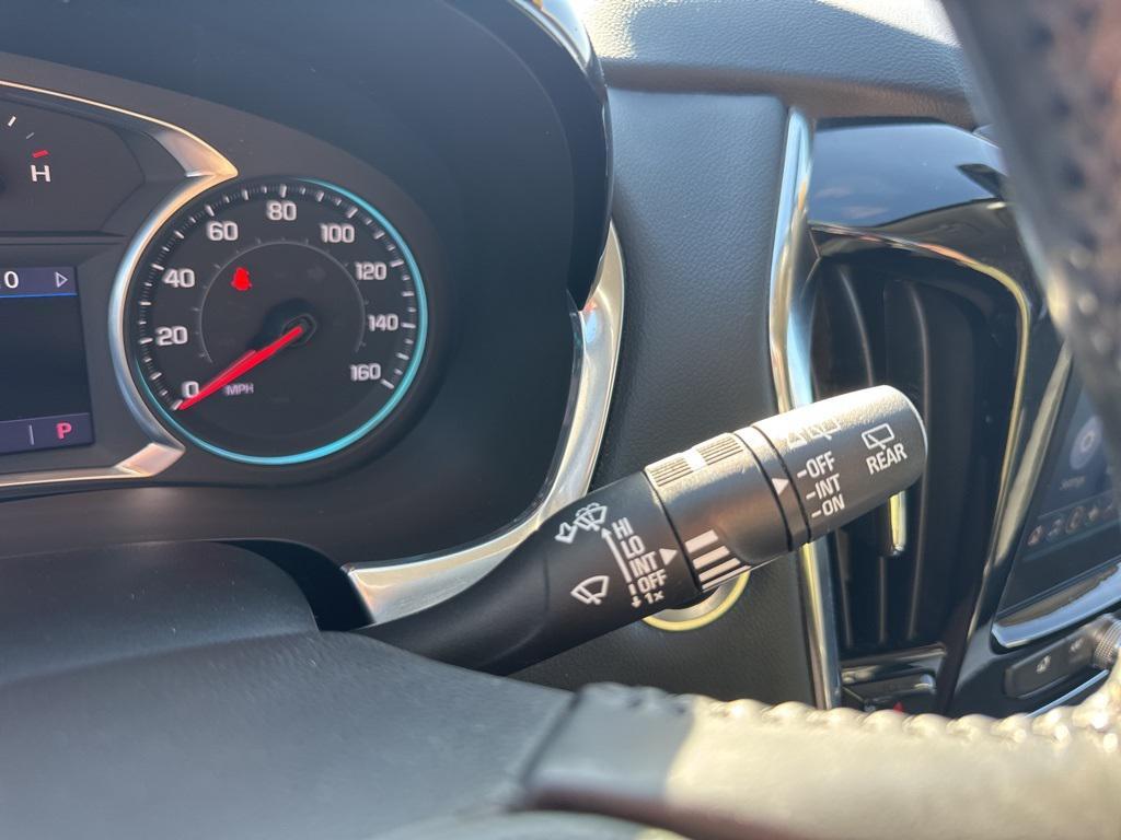 used 2021 Chevrolet Traverse car, priced at $15,901